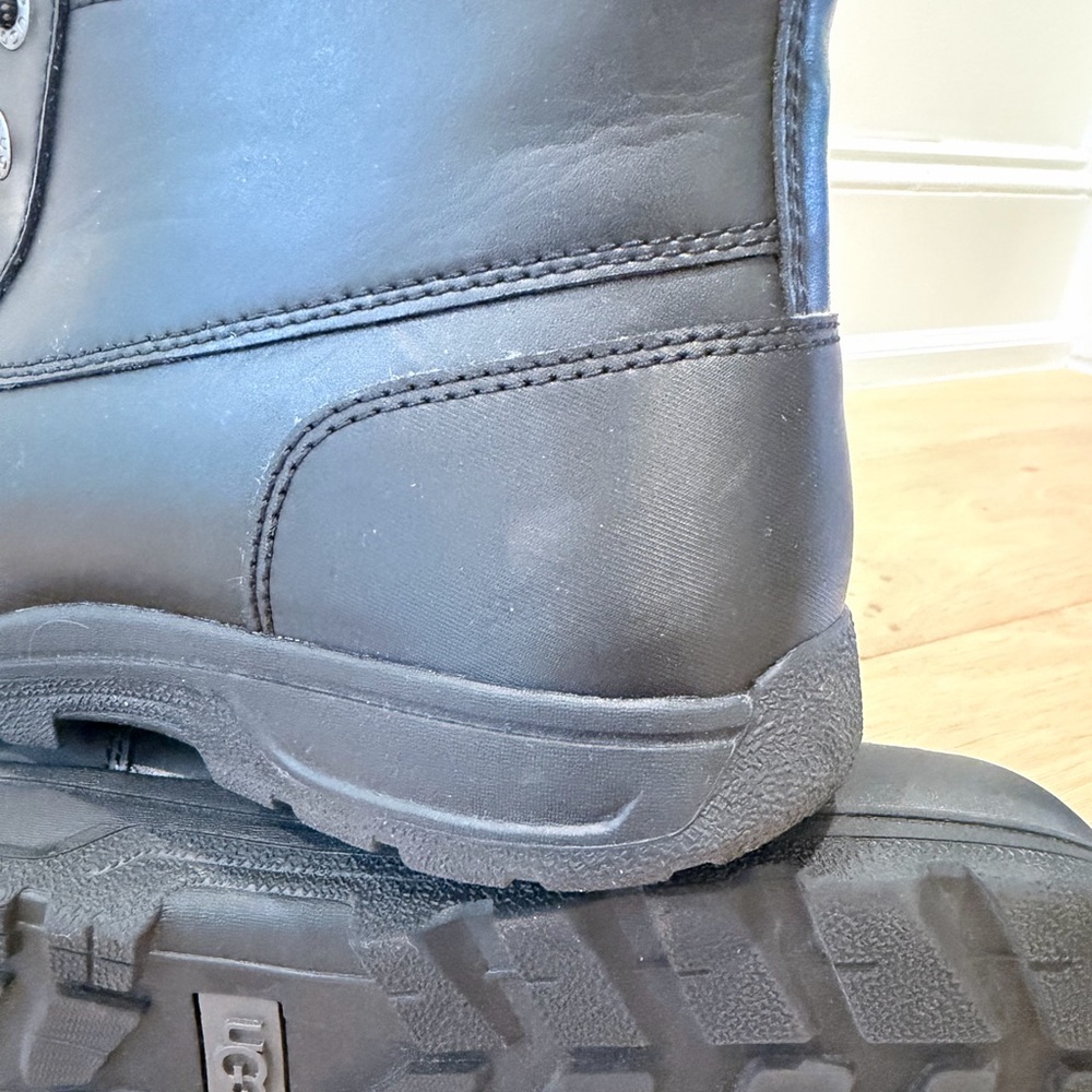 UGG Butte II Black Fur-Lined Boots Size 4 US 36 EU - Picture 8 of 9